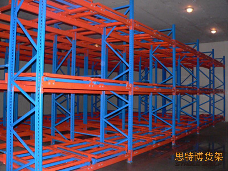 Press-in shelves-03